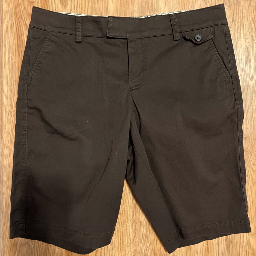 Dockers Women’s Mid-Rise Curvy Bermuda Shorts, Size 10
